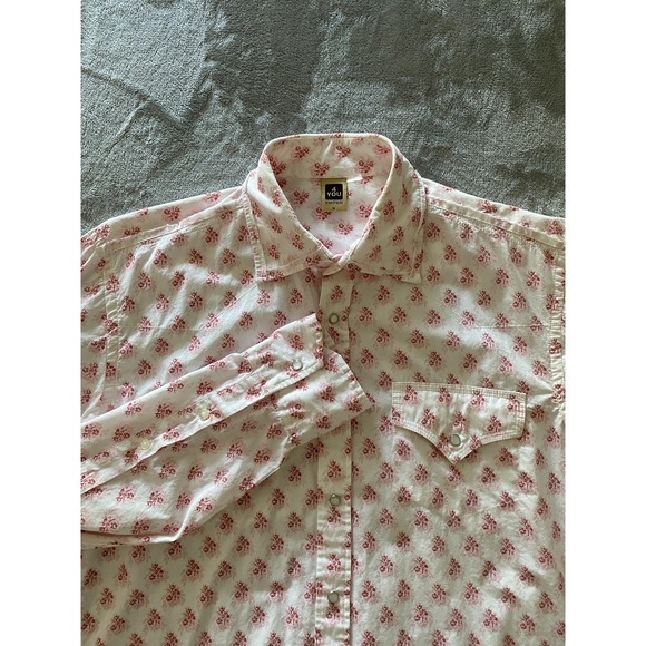 Western Style Shirt Womens Sz M White Red Floral Pattern Pearl Snap Cowgirl - Picture 1 of 11